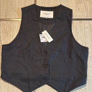 American Eagle Outfitters Black Sleeveless Fitted Top